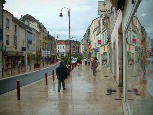 Hotel F1 Vesoul - En Cours De Renovation Luaran gambar